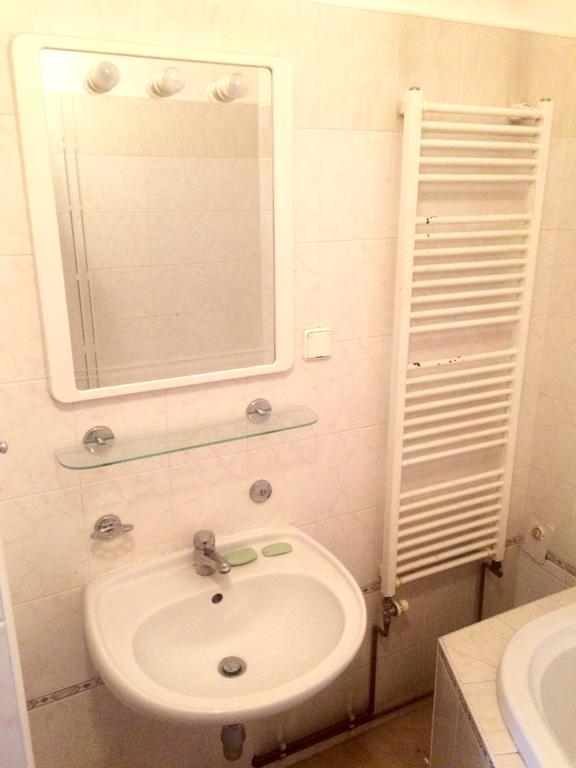 Historic Centre-Spacious Apartment Прага Экстерьер фото