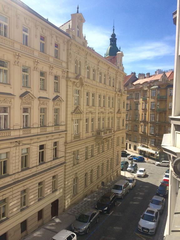 Historic Centre-Spacious Apartment Прага Экстерьер фото