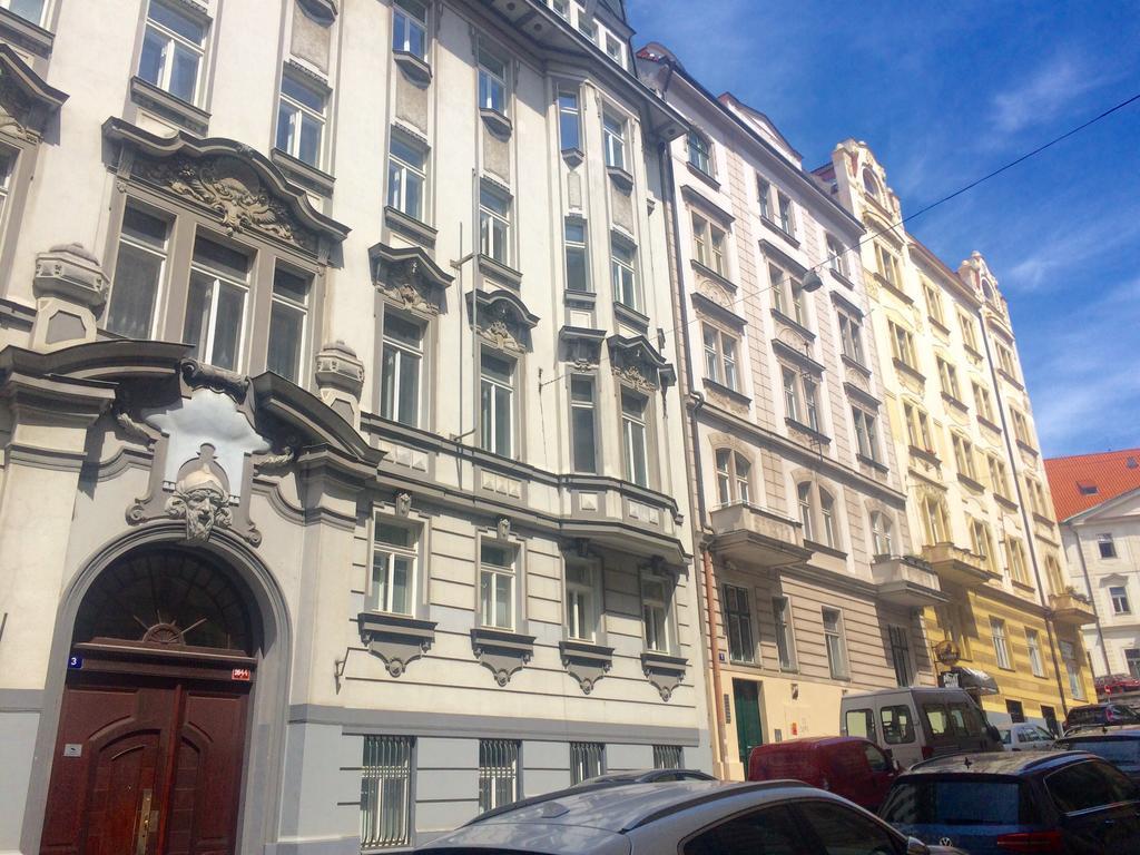 Historic Centre-Spacious Apartment Прага Экстерьер фото